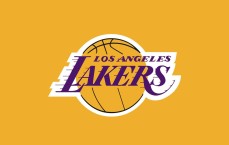 中国体彩-里夫斯公开反驳东契奇，关于两次扣篮的争议判罚，我需要球迷与联盟的支持