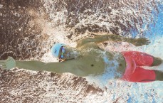 中国体彩：吉他弦上的争锋，G2中单PerkZ从音乐舞台到电竞之巅的执着旅程