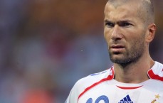 中国体彩网|曼彻斯特城客场征战利兹联，中场实力成决胜关键